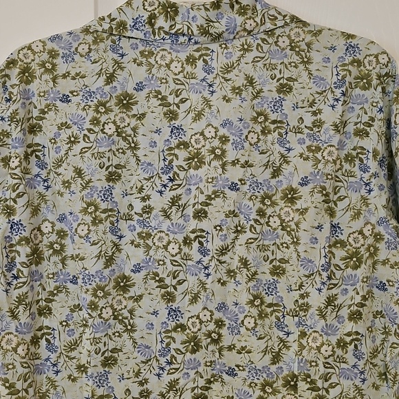 Eddie Bauer Light Blue Shirt with Olive Floral Print - Picture 10 of 11